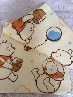 新品未使用タグ付き☆ディズニー　プーさん　タオル　２枚セット