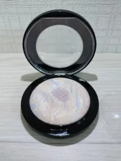 Item thumbnail for item e53ce8f3-d5c0-44e3-b3fb-00b129a41b33