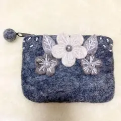 【お値下げ☆新品未使用品】フェルトポーチ
