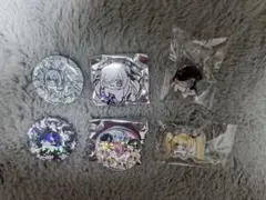 勝利の女神：NIKKE 缶バッジ アクリルキーホルダー セット DORO