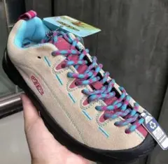 KEENJasper23.5㎝レディース アウトドアシューズ新品スニーカー