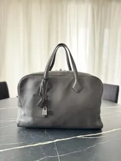 T⭐︎A様専用 美品 エルメス ヴィクトリア 43 ブラック バッグ - メルカリ
