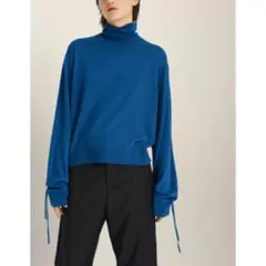 UNIQLO× jw anderson／袖リボン タートル オーバーサイズニットのサムネイル