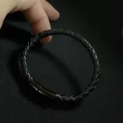 Y605-522 BOTTEGA VENETA イントレ レザーブレスレット - メルカリ