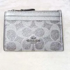 COACH・パスケース(シルバー)