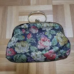 ウォレットポーチ がま口 財布 バッグ 薔薇 ゴールド 上品 年上 きれいめ
