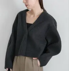 ブークレーVネックショートカーディガン