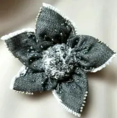ブローチ★ビーズ刺繍
