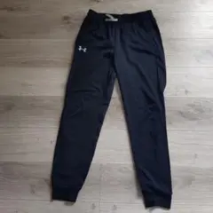 Under Armour ブラック ジャージ YXL