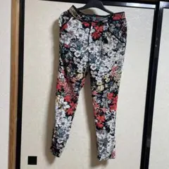Laguna moonフラワープリント カジュアルパンツのサムネイル