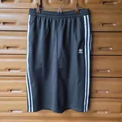 adidas ブラック スカー サイドストライプ