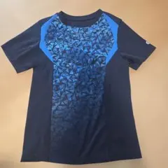 チャンピオンシャツ