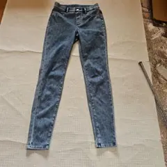 uniqlo ダークブルースキニーストレッチデニムサイズM