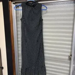 クランデュイユ　　ドット柄ノースリーブワンピース　M