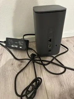 美品　NTTドコモ home 5G HR01 本体のサムネイル