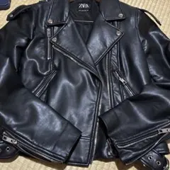 ZARA フェイクレザー ライダースジャケット 黒 M