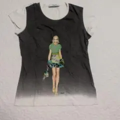 Blugirl Tシャツ 半袖 グラフィック　装飾付きTシャツのサムネイル