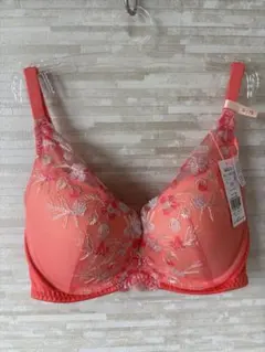 D75」トリンプ 夢みるブラ DeepV フレーバーウォーター ブラジャー