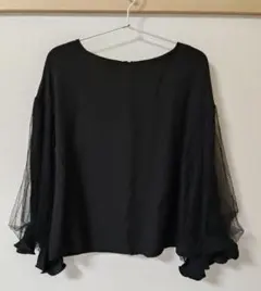 【新品・タグ付き】mysty woman ジェリーフィッシュブラウス ブラックのサムネイル