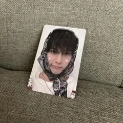 whib ファンコン　トレカ　フーディー　ユゴン