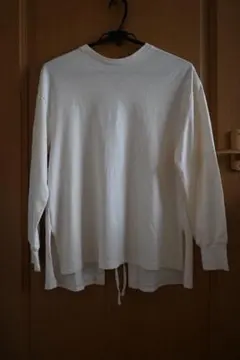 CLANE バックスリットカットソー　オフホワイト