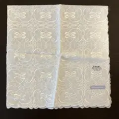 WEDGWOOD 刺繍入りハンカチ