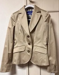 新品 BURBERRY BLUE LABEL ジャケットのサムネイル