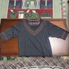 刺繍入りグレー五分袖チュニック