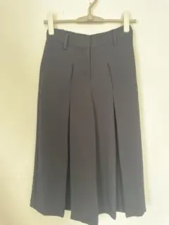 PLST 黒 ガウチョパンツ