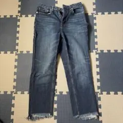 GU ジーユー　ブルーデニム スリムフィット フリンジ裾　M