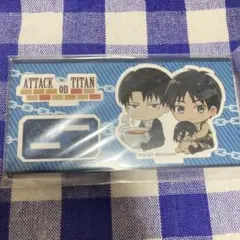 進撃の巨人 ぎゅぎゅっとアクリルフィギュア エレン＆リヴァイ