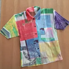 PLEATS PLEASE イッセイミヤケ 半袖 シャツ 総柄 モード アート PLEATS PLEASE イッセイミヤケ 花柄 半袖 マルチカラー 3 - メルカリ