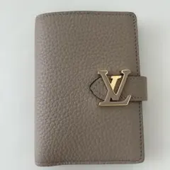 Louis Vuitton ヴェルティカル ウォレット コンパクト