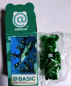 ベアブリック　24 ベーシック【R】