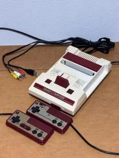ジャンク品 任天堂 ファミリーコンピュータ HVC-101 本体 レトロ