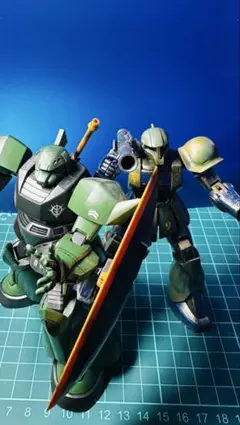 HG 1/144 ガンプラ 2体セット 、ゲルググ（UC）、旧ザク　ジャンク品