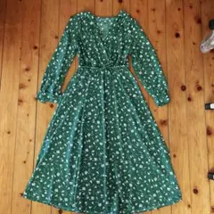 ジーユー GU ワンピース S グリーン 美品