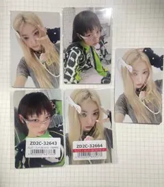 ILLIT モカ weverse ユニバ 特典 ラキドロ 封入