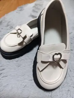 厚底リボンローファー 白　ハートバックル　ロリータシューズ　姫系　22.5cm