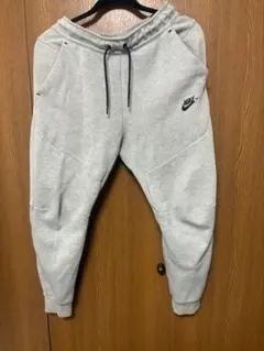 Nike のスウェットジョガーパンツS