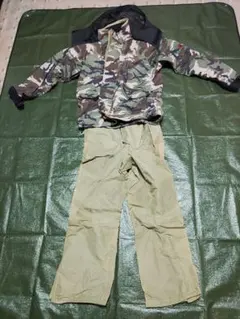 Item thumbnail for item ca6e8aa6-c987-44be-9c2f-67b336232ee7