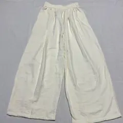 Item thumbnail for item e784fc26-4a5a-4bf1-859c-c550d8cfb92e