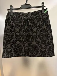 美品　INED イネド　スカート　ミニスカート　タイトスカート　大人　大人可愛いのサムネイル