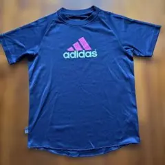adidas ネイビー Tシャツ ロゴ入り