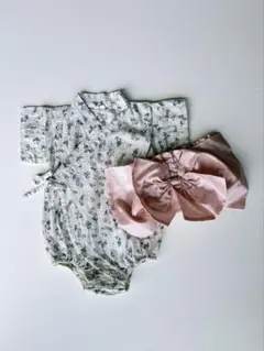 ピンクリボン帯付き花柄甚平ロンパース