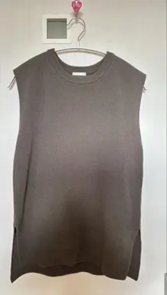 G.Uフレンチスリーブセーター　OLIVE