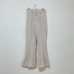 センタープレスフレアパンツ