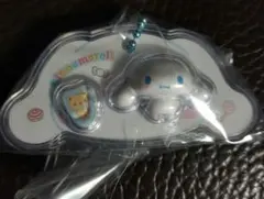 サンリオキャラクターズ　パッケージチャーム&チョコボーロ シナモロール