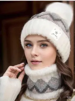 ニット帽、ネックウォーマー、手袋3点セット