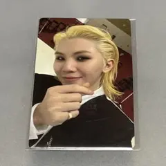 17 IS RIGHT HERE 特典トレカ ウジ WOOZI